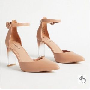 Torrid Lucite Closed Toe Heel (WW) Size 9.5 Beige NWT